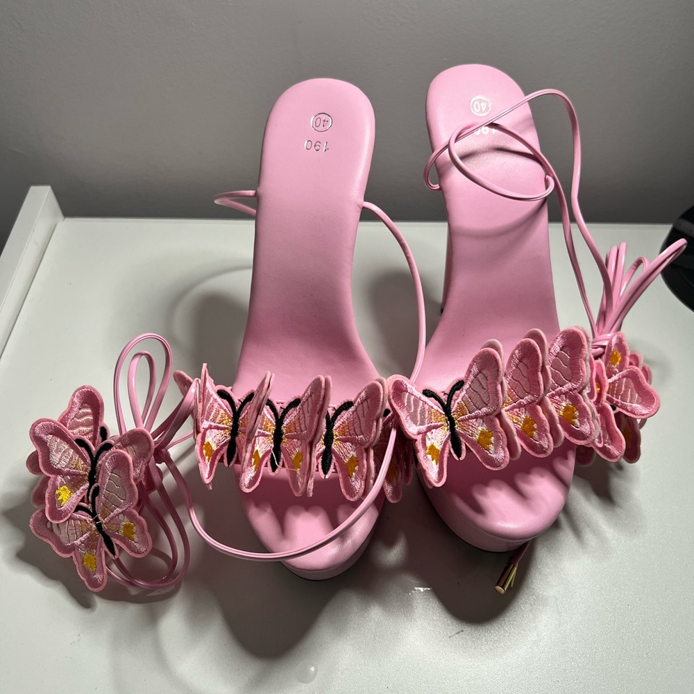 Pink Butterfly Embellished Women's Sandals